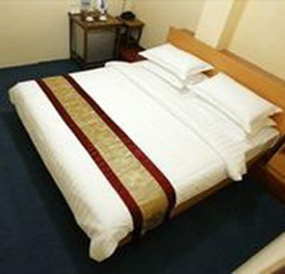 Vacation Hotel Янгон Екстер'єр фото